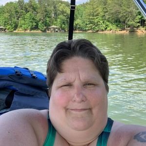 Meet your Posher, Tania